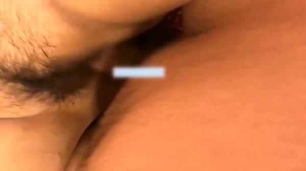 爱分享的老哥分手之际把和大波女友喝了酒后的自拍影片拿给大伙分享